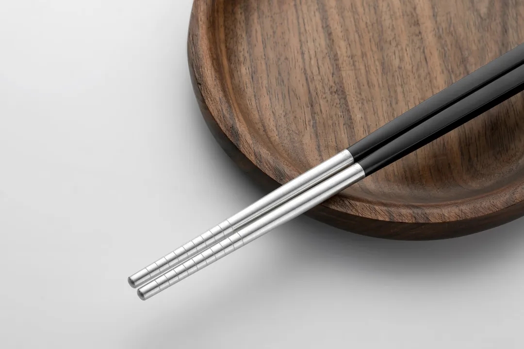 一雙筷子里的千年文化密碼